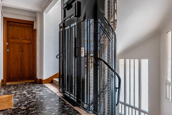 Appartement Paris 2 pièce(s) 60.7 m2