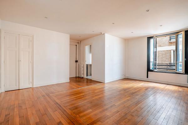 Appartement Paris 2 pièce(s) 60.7 m2
