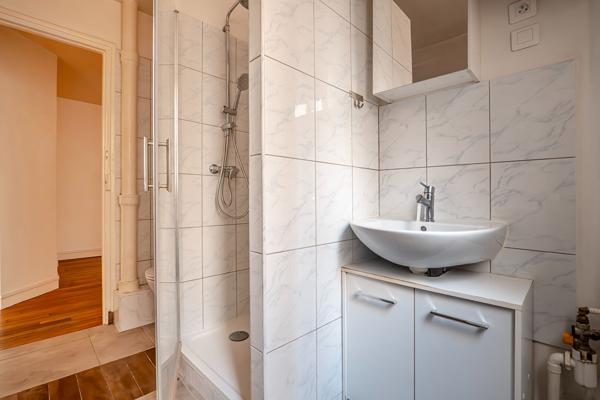 Appartement Paris 2 pièce(s) 60.7 m2