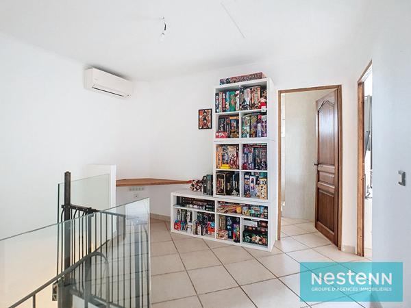 Maison ENTRESSEN T4, 3 Chambres, jardin, piscine et garage aménagé, env 127m²