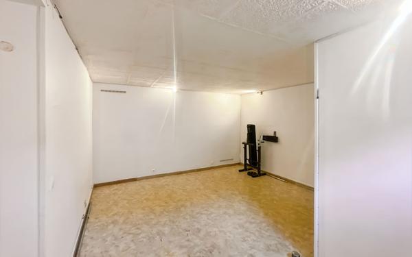 Appartement à vendre    3 pièces • 46,65 m2 Bondy