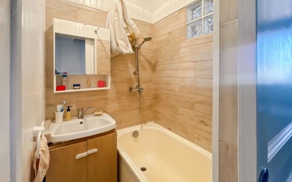 Appartement à vendre    3 pièces • 46,65 m2 Bondy