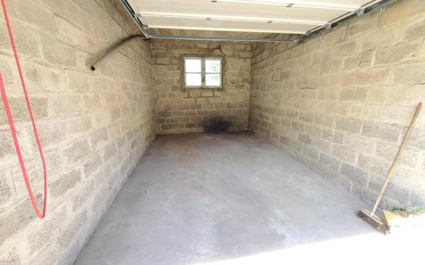 Garage à Thury-Harcourt