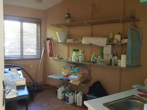 Local professionnel/bureaux au centre de Montignac - Lascaux