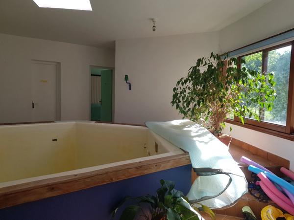 Local professionnel/bureaux au centre de Montignac - Lascaux