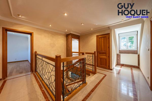 Maison Vert Saint Denis 7 pièce(s) 198 m2