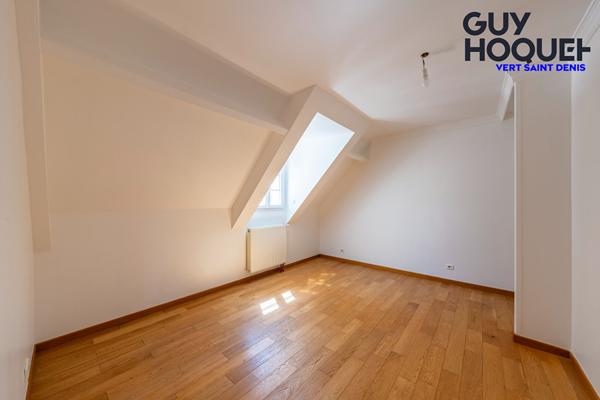 Maison Vert Saint Denis 7 pièce(s) 198 m2