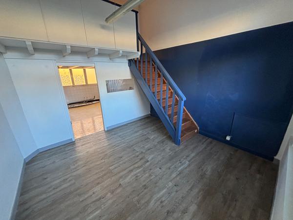 Local commercial Sisteron 2 pièce(s) 25.45 m2