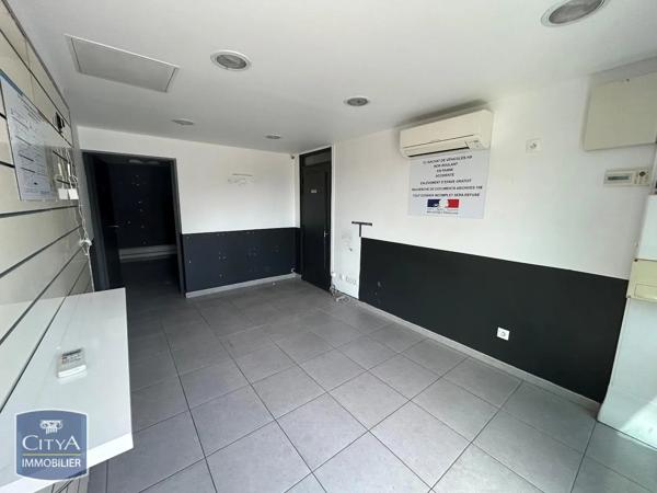 Local commercial à louer 25m² Marignane (13700)