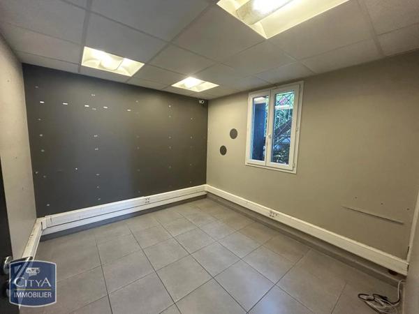 Local commercial à louer 25m² Marignane (13700)