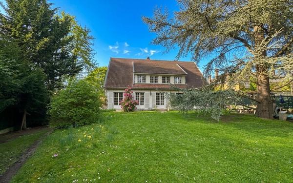 Maison à vendre    10 pièces •  Herblay