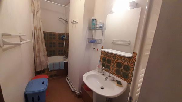 Châtillon-en-Diois (26410) Châtillon-en-Diois/ Maison de Village en pierres avec Jardin