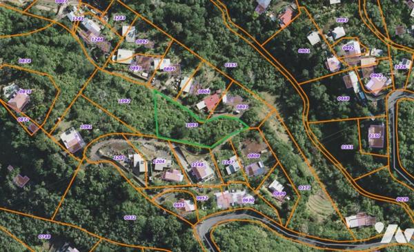 Terrain à bâtir de 1 488m² à LA MONTAGNE, SAINT-DENIS