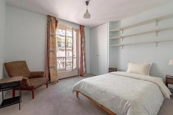Paris 6 - Rue Bonaparte, Appartement familial classique
