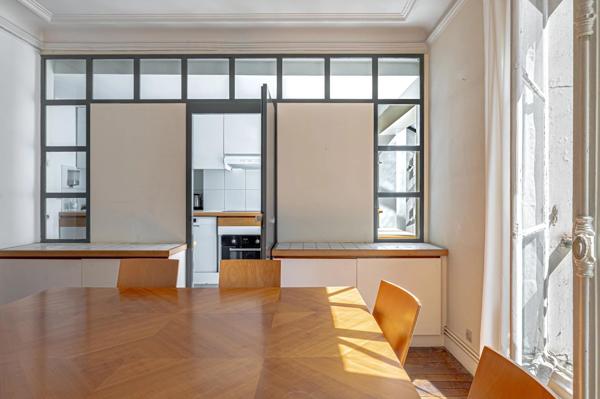 Paris 6 - Rue Bonaparte, Appartement familial classique