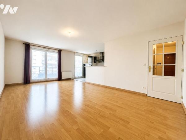 TOURS – VELPEAU
Appartement T3 de 79,48 m² avec balcon, garage fermé et ascenseur