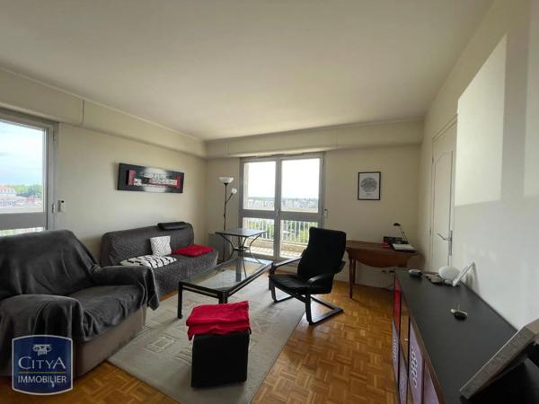 Appartement à louer 4 pièces 80.23m²
