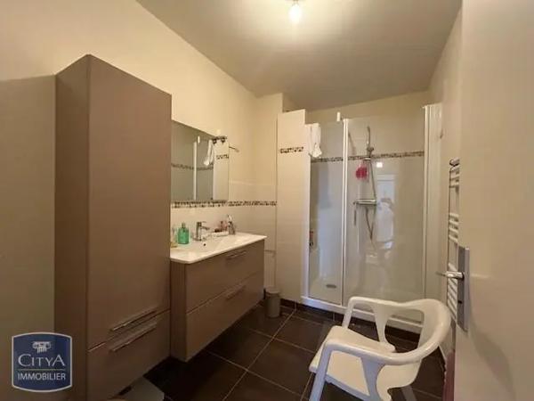 Appartement à louer 4 pièces 80.23m²