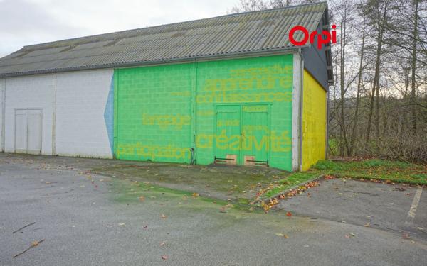 Stationnement à louer