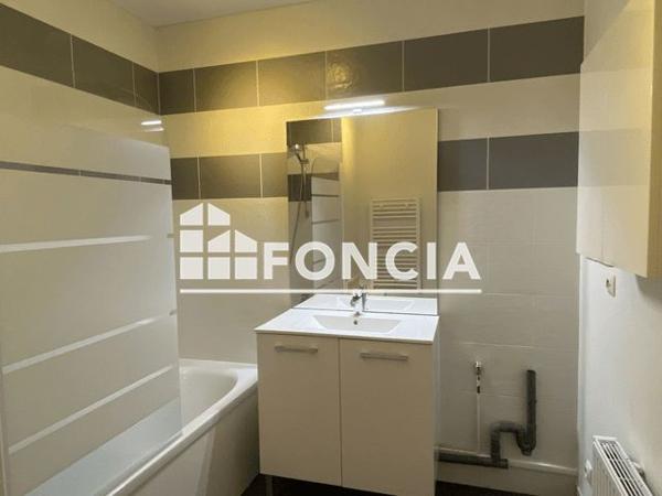 Location Appartement 2 pièces 56.88 m² - 19 20 RUE DU FAUBOURG LAGRAPPE Chartres 28000