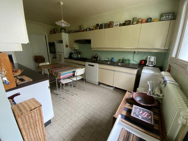 Maison individuelle + Annexe + Garage 925 000 €