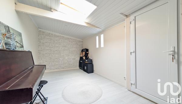 Maison à vendre 6 pièces 136 m² Rochefort