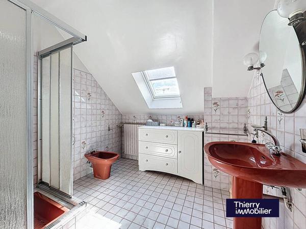 Maison 6 pièces - 35000 Rennes