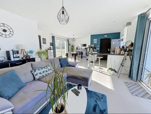 Maison à vendre 234 300 € Bertric-Burée 3 p 80 m² DPE B