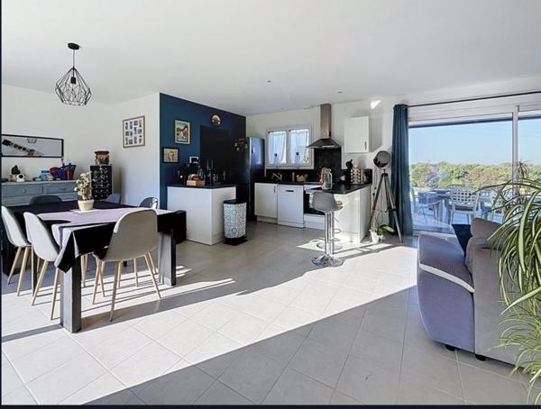 Maison à vendre 234 300 € Bertric-Burée 3 p 80 m² DPE B