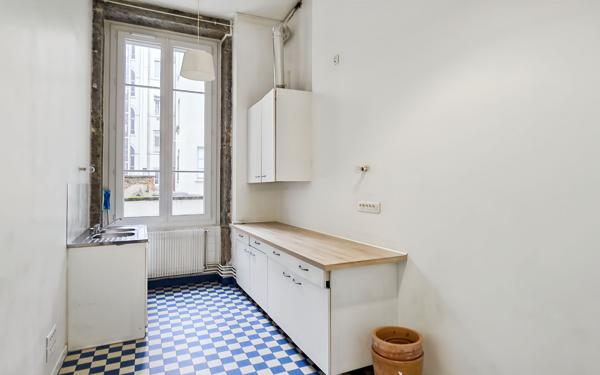 Appartement à vendre    4 pièces • 134,70 m2 Lyon 6