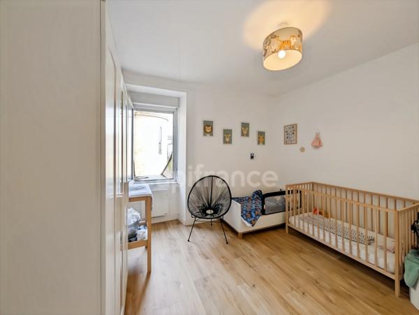 APPARTEMENT T3 À VENDRE À LANNILIS (29870) - CENTRE HISTORIQUE - MODERNE - 72 M² HABITABLES - CAVE