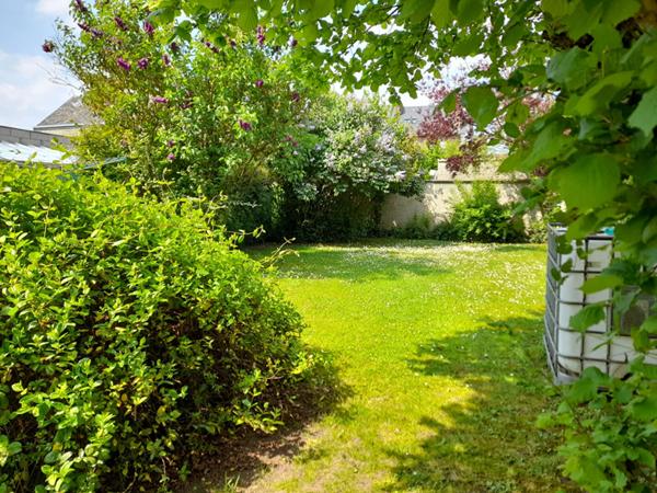 PROCHE CENTRE , Maison Tergnier 6 pièce(s) 134 m2 avec garage