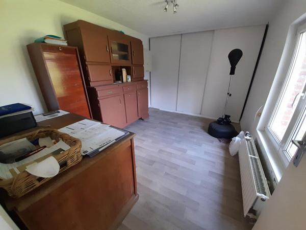 PROCHE CENTRE , Maison Tergnier 6 pièce(s) 134 m2 avec garage