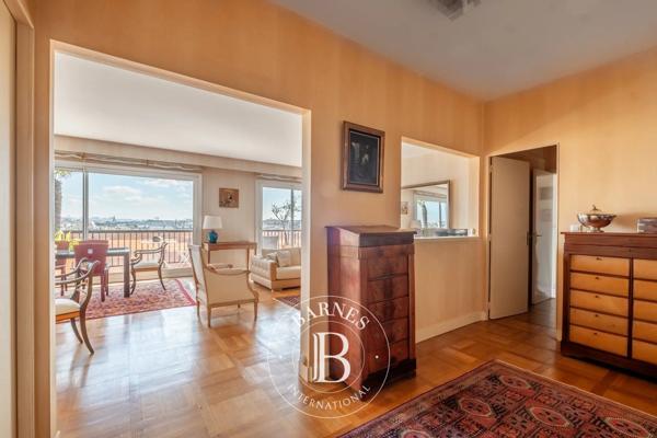 Paris 7ème, Appartement 3 Chambres -  132 m² à vendre