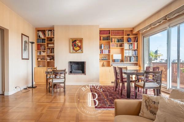 Paris 7ème, Appartement 3 Chambres -  132 m² à vendre