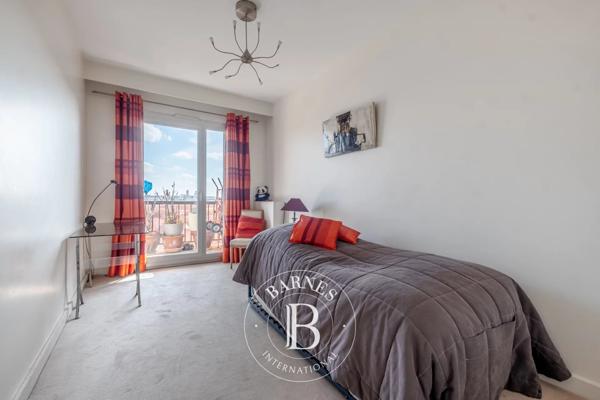 Paris 7ème, Appartement 3 Chambres -  132 m² à vendre