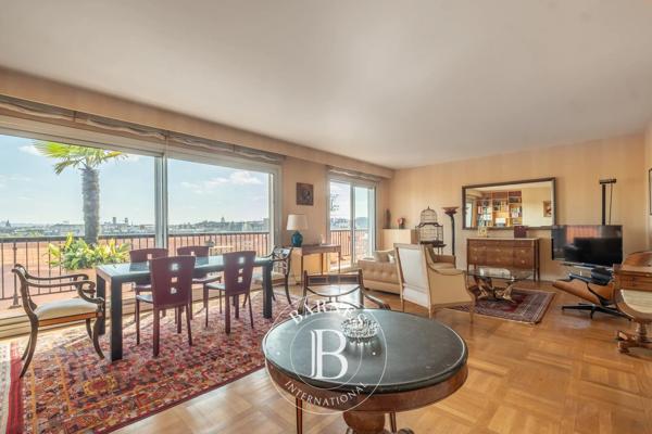 Paris 7ème, Appartement 3 Chambres -  132 m² à vendre