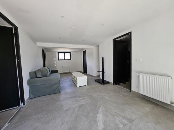 Dans maison de caractère, T2 meublé 52m²