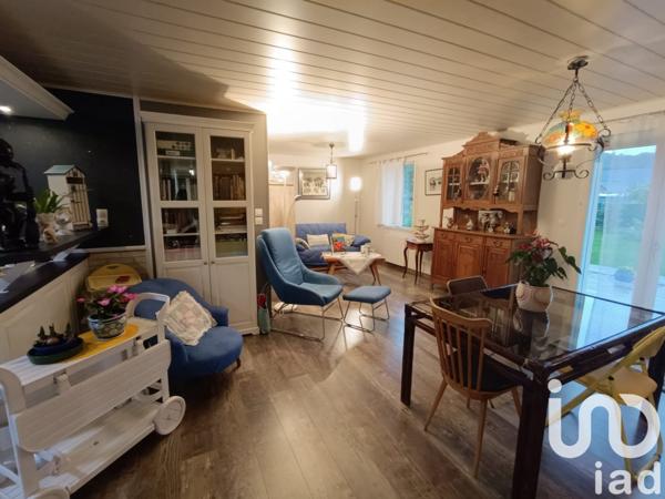 Pavillon 5 pièces de 90 m² à Criel-sur-Mer (76910)