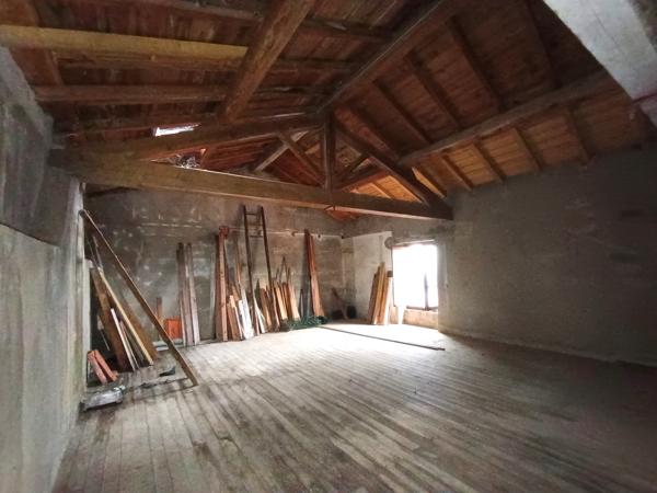 Immeuble 10 pièces - 130 m² Exclusivité efficity