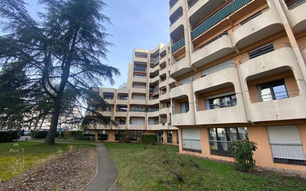 Appartement à vendre    3 pièces • 74,52 m2 Lyon 9