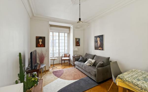 Appartement à vendre    2 pièces •  Nice