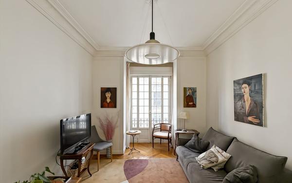 Appartement à vendre    2 pièces •  Nice