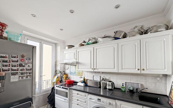 Appartement à vendre    2 pièces •  Nice