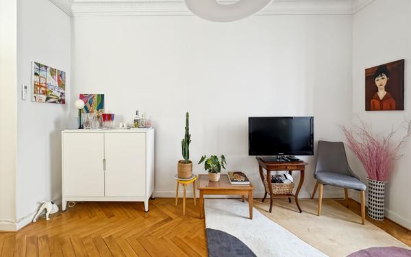 Appartement à vendre    2 pièces •  Nice