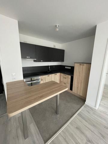 Appartement 2 pièces 49.11m2 avec balcon et parking