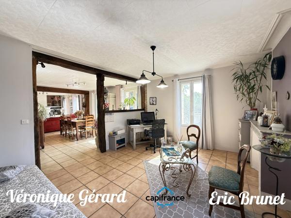 Maison de village en pierre de 126 M² plus un studio  de 37 M² pour une surface habitable totale d'environ 162 M²