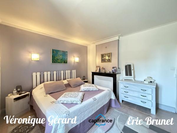 Maison de village en pierre de 126 M² plus un studio  de 37 M² pour une surface habitable totale d'environ 162 M²