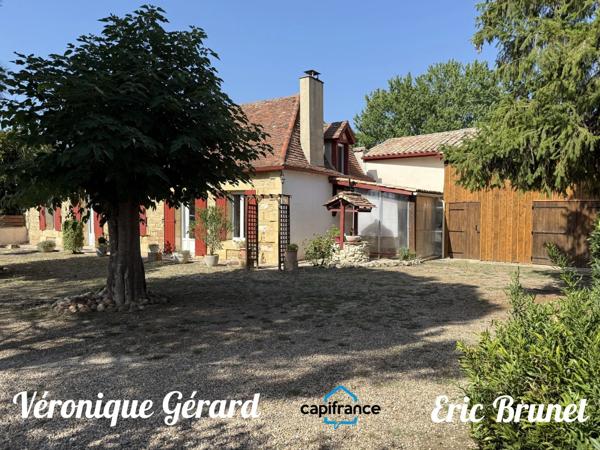 Maison de village en pierre de 126 M² plus un studio  de 37 M² pour une surface habitable totale d'environ 162 M²