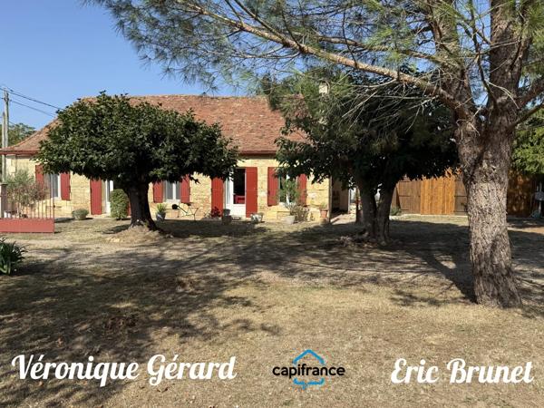 Maison de village en pierre de 126 M² plus un studio  de 37 M² pour une surface habitable totale d'environ 162 M²